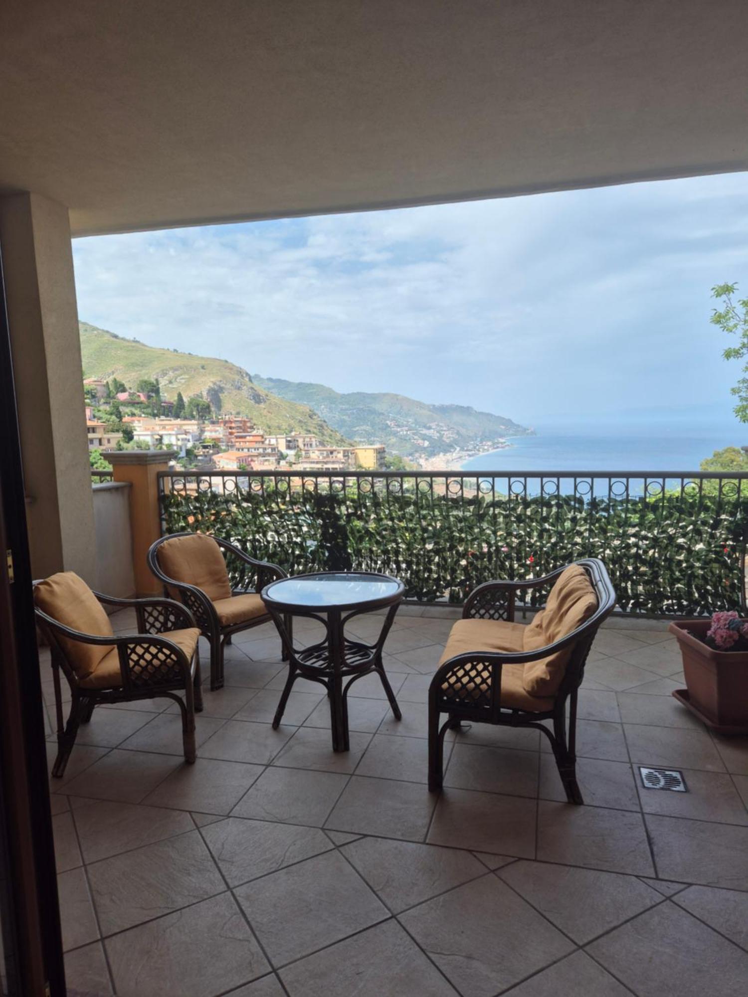 شقة Casa Flavia تاورمينا الغرفة الصورة